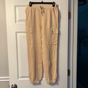 Women’s Khaki Cargo Pants